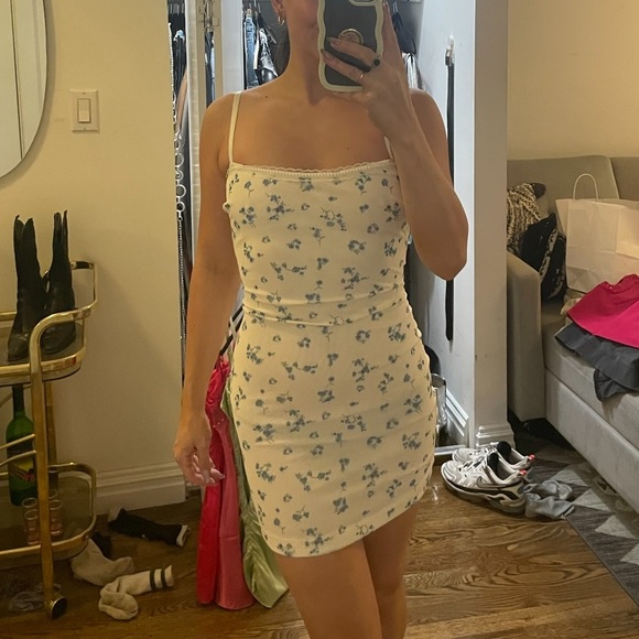 Danielle Guizio Floral Mini Dress with Pearl Trim NWOT XS - Picture 7 of 7